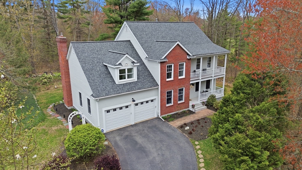 16 Chestnut Street, Acton, Massachusetts, 4 Bedrooms Bedrooms, 10 Rooms Rooms,2.5 BathroomsBathrooms,Residential,For Sale,Chestnut Street,73511018