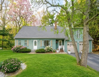 260 Shag Bark Rd, Taunton, Massachusetts, 4 Bedrooms Bedrooms, 7 Rooms Rooms,4 BathroomsBathrooms,Residential,For Sale,Shag Bark Rd,73511024