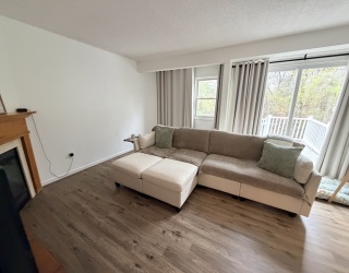 23 Marion Rd, Salem, Massachusetts, 2 Bedrooms Bedrooms, 6 Rooms Rooms,1.5 BathroomsBathrooms,Residential,For Sale,Marion Rd,73511030