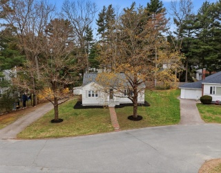 22 Circle Dr, Brockton, Massachusetts, 3 Bedrooms Bedrooms, 5 Rooms Rooms,1 BathroomBathrooms,Residential,For Sale,Circle Dr,73510646