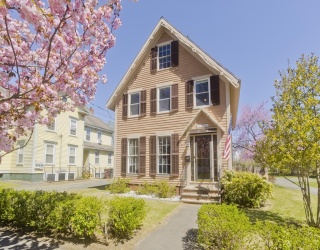 25 King Street, Westfield, Massachusetts, 3 Bedrooms Bedrooms, 6 Rooms Rooms,1.5 BathroomsBathrooms,Residential,For Sale,King Street,73508054