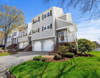 2 Countryside Ln, Salem, Massachusetts, 2 Bedrooms Bedrooms, 5 Rooms Rooms,2.5 BathroomsBathrooms,Residential,For Sale,Countryside Ln,73509719