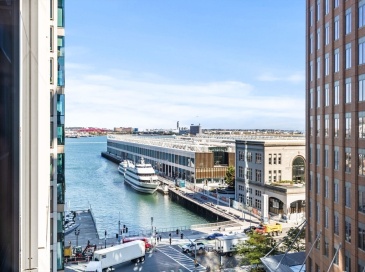 135 Seaport Blvd, Boston, Massachusetts, 2 Bedrooms Bedrooms, 4 Rooms Rooms,2 BathroomsBathrooms,Residential,For Sale,Seaport Blvd,73511074