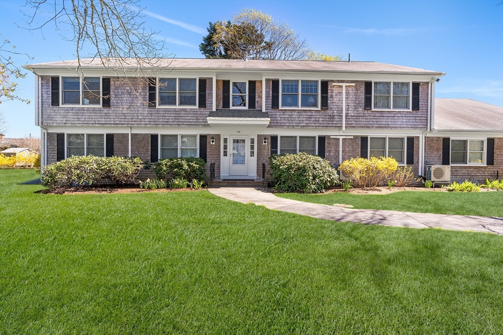 176 Mill Rd, Falmouth, Massachusetts, 2 Bedrooms Bedrooms, 5 Rooms Rooms,2 BathroomsBathrooms,Residential,For Sale,Mill Rd,73511077