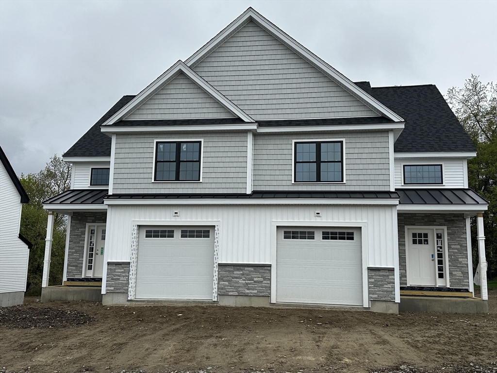 9 Leo's Way, Sterling, Massachusetts, 2 Bedrooms Bedrooms, 6 Rooms Rooms,2.5 BathroomsBathrooms,Residential,For Sale,Leo's Way,73511107