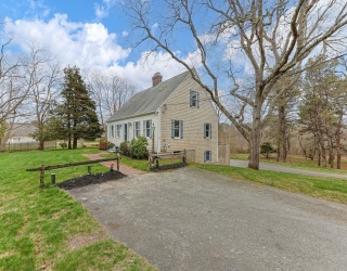 48 Seagull Lane, Dennis, Massachusetts, 4 Bedrooms Bedrooms, 8 Rooms Rooms,2 BathroomsBathrooms,Residential,For Sale,Seagull Lane,73510935