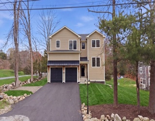 131 Maple, Scituate, Massachusetts, 3 Bedrooms Bedrooms, 8 Rooms Rooms,4 BathroomsBathrooms,Residential,For Sale,Maple,73510539