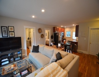 103 Welles Ave, Boston, Massachusetts, 2 Bedrooms Bedrooms, 4 Rooms Rooms,1 BathroomBathrooms,Residential Lease,For Rent,Welles Ave,73511143