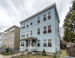 797-799 Hyde Park Ave, Boston, Massachusetts, 13 Bedrooms Bedrooms, 30 Rooms Rooms,6 BathroomsBathrooms,Residential Income,For Sale,Hyde Park Ave,73511140