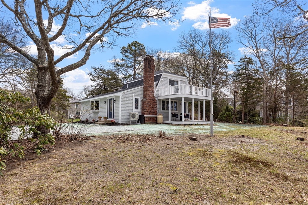 5 Bell Rd Ext, Bourne, Massachusetts, 3 Bedrooms Bedrooms, 5 Rooms Rooms,2.5 BathroomsBathrooms,Residential,For Sale,Bell Rd Ext,73511144