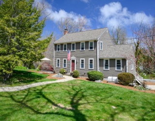 235 Pond St, Cohasset, Massachusetts, 4 Bedrooms Bedrooms, 9 Rooms Rooms,2.5 BathroomsBathrooms,Residential,For Sale,Pond St,73510620