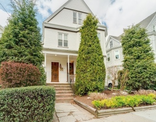 36 Hewlett St, Boston, Massachusetts, 1 Bedroom Bedrooms, 5 Rooms Rooms,1 BathroomBathrooms,Residential Lease,For Rent,Hewlett St,73511153