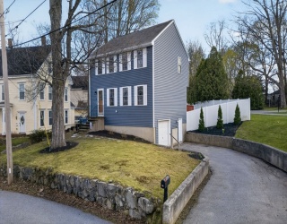18 Prospect St, Amesbury, Massachusetts, 3 Bedrooms Bedrooms, 6 Rooms Rooms,1.5 BathroomsBathrooms,Residential,For Sale,Prospect St,73510775