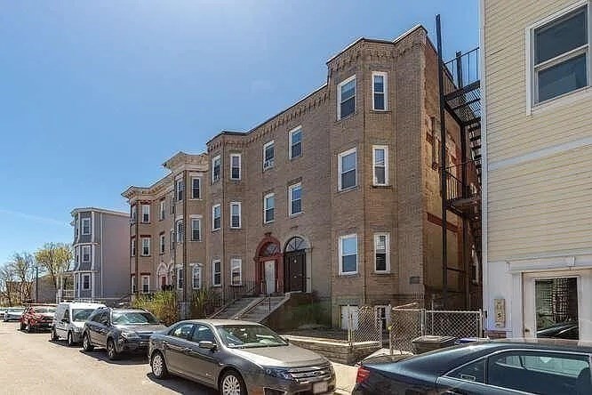 7 Forbes St., Boston, Massachusetts, 2 Bedrooms Bedrooms, 5 Rooms Rooms,1 BathroomBathrooms,Residential Lease,For Rent,Forbes St.,73510991