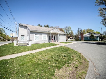 443-445 Bernardston Rd., Greenfield, Massachusetts, ,Commercial Sale,For Sale,Bernardston Rd.,73511194