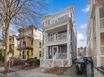 119 Browne St, Brookline, Massachusetts, 3 Bedrooms Bedrooms, 5 Rooms Rooms,1 BathroomBathrooms,Residential Lease,For Rent,Browne St,73511211