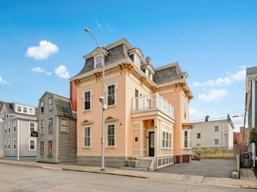 49 Federal Street, Salem, Massachusetts, 3 Bedrooms Bedrooms, 5 Rooms Rooms,2.5 BathroomsBathrooms,Residential,For Sale,Federal Street,73487128