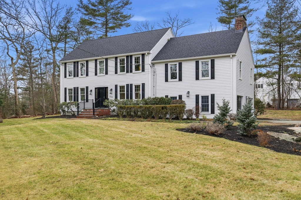 96 Forest Ave, Cohasset, Massachusetts, 4 Bedrooms Bedrooms, 11 Rooms Rooms,2.5 BathroomsBathrooms,Residential,For Sale,Forest Ave,73469090