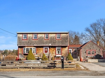 123 Jeffreys Neck Rd, Ipswich, Massachusetts, 2 Bedrooms Bedrooms, 6 Rooms Rooms,1 BathroomBathrooms,Residential,For Sale,Jeffreys Neck Rd,73476382