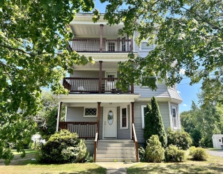 308 Pleasant Street, Bridgewater, Massachusetts, 3 Bedrooms Bedrooms, 6 Rooms Rooms,1 BathroomBathrooms,Residential Lease,For Rent,Pleasant Street,73501472