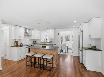 11 Maple Terrace, Newbury, Massachusetts, 3 Bedrooms Bedrooms, 8 Rooms Rooms,1.5 BathroomsBathrooms,Residential,For Sale,Maple Terrace,73466595