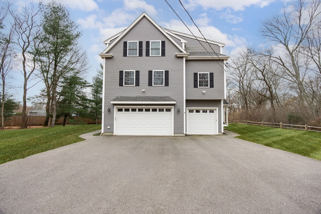 1251 South Main St, Attleboro, Massachusetts, 6 Bedrooms Bedrooms, 14 Rooms Rooms,4 BathroomsBathrooms,Residential Income,For Sale,South Main St,73457479