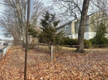 856 Newport, Attleboro, Massachusetts, 3 Bedrooms Bedrooms, 6 Rooms Rooms,1 BathroomBathrooms,Residential,For Sale,Newport,73471562 856 Newport, Attleboro, Massachusetts, 3 Bedrooms Bedrooms, 6 Rooms Rooms,1 BathroomBathrooms,Residential,For Sale,Newport,73471562