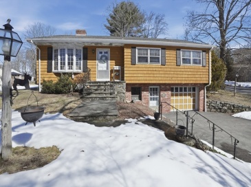 745 Pleasant Street, Marlborough, Massachusetts, 3 Bedrooms Bedrooms, 7 Rooms Rooms,2 BathroomsBathrooms,Residential,For Sale,Pleasant Street,73486014 745 Pleasant Street, Marlborough, Massachusetts, 3 Bedrooms Bedrooms, 7 Rooms Rooms,2 BathroomsBathrooms,Residential,For Sale,Pleasant Street,73486014