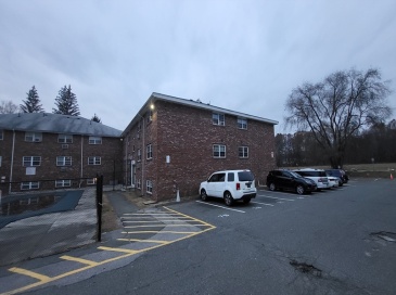 361 Hildreth Street, Lowell, Massachusetts, 2 Bedrooms Bedrooms, 4 Rooms Rooms,1 BathroomBathrooms,Residential Lease,For Rent,Hildreth Street,73484417
