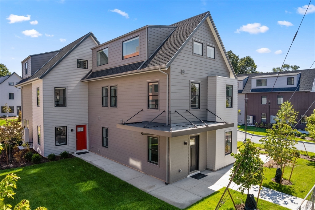 3A Wilson St, Natick, Massachusetts, 3 Bedrooms Bedrooms, 7 Rooms Rooms,2.5 BathroomsBathrooms,Residential,For Sale,Wilson St,73471073