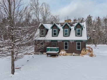 593 Woodmere Rd, Becket, Massachusetts, 3 Bedrooms Bedrooms, 6 Rooms Rooms,2 BathroomsBathrooms,Residential,For Sale,Woodmere Rd,73470183 593 Woodmere Rd, Becket, Massachusetts, 3 Bedrooms Bedrooms, 6 Rooms Rooms,2 BathroomsBathrooms,Residential,For Sale,Woodmere Rd,73470183