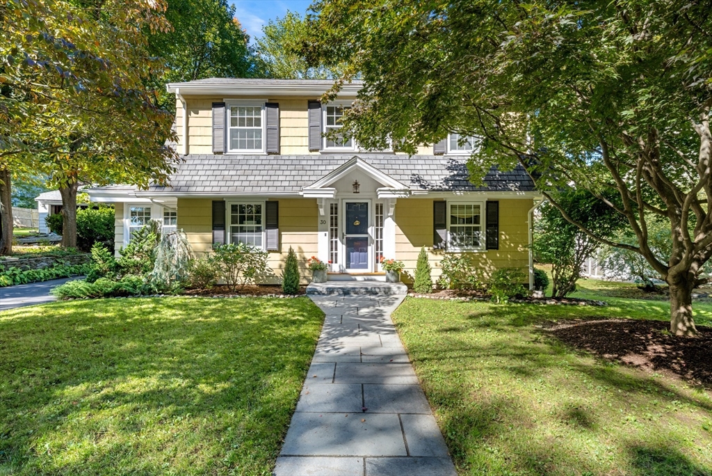 30 Ridge Rd, Milton, Massachusetts, 4 Bedrooms Bedrooms, 9 Rooms Rooms,2.5 BathroomsBathrooms,Residential,For Sale,Ridge Rd,73490615