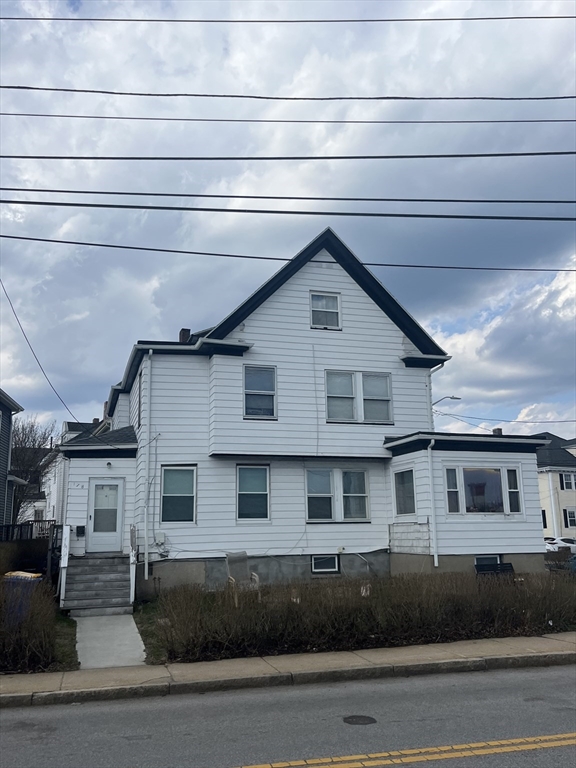 178 Washington St, Winthrop, Massachusetts, 2 Rooms Rooms,1 BathroomBathrooms,Residential Lease,For Rent,Washington St,73501485