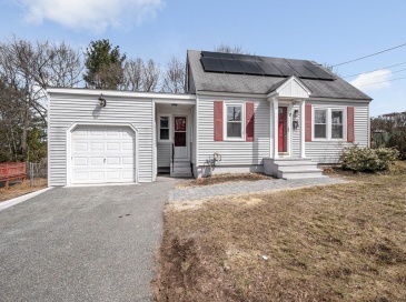 8 Mount Auburn St, Lawrence, Massachusetts, 4 Bedrooms Bedrooms, 10 Rooms Rooms,1 BathroomBathrooms,Residential,For Sale,Mount Auburn St,73493301