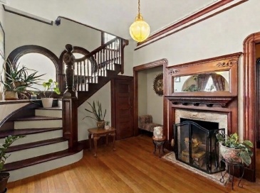 34 Bradlee Street, Boston, Massachusetts, 5 Bedrooms Bedrooms, 10 Rooms Rooms,2 BathroomsBathrooms,Residential,For Sale,Bradlee Street,73479187