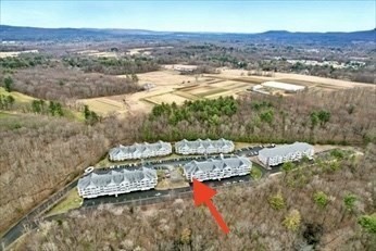 27 Greenleaves, Amherst, Massachusetts, 2 Bedrooms Bedrooms, 4 Rooms Rooms,1.5 BathroomsBathrooms,Residential,For Sale,Greenleaves,73511250