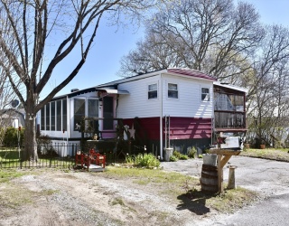 16 Francis St, Wareham, Massachusetts, 2 Bedrooms Bedrooms, 4 Rooms Rooms,1 BathroomBathrooms,Residential,For Sale,Francis St,73510967
