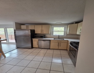 13 Buena Vista Street, Swampscott, Massachusetts, 3 Bedrooms Bedrooms, 5 Rooms Rooms,1 BathroomBathrooms,Residential Lease,For Rent,Buena Vista Street,73511348