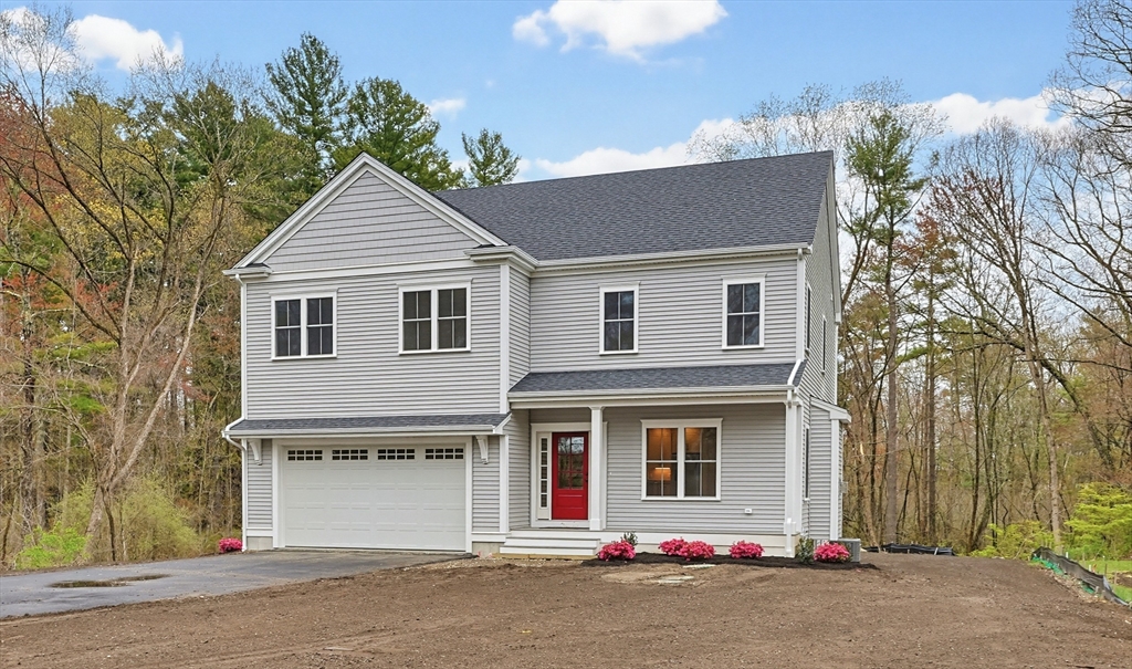 86 Plain, Hopedale, Massachusetts, 4 Bedrooms Bedrooms, 8 Rooms Rooms,2.5 BathroomsBathrooms,Residential,For Sale,Plain,73511147