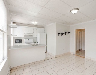 156 Bennington St, Boston, Massachusetts, 2 Bedrooms Bedrooms, 4 Rooms Rooms,1 BathroomBathrooms,Residential Lease,For Rent,Bennington St,73511373