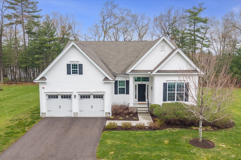 40 Ridgewood Dr, Stow, Massachusetts, 2 Bedrooms Bedrooms, 7 Rooms Rooms,3 BathroomsBathrooms,Residential,For Sale,Ridgewood Dr,73511390