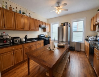 1 Sachem St., Boston, Massachusetts, 6 Bedrooms Bedrooms, 8 Rooms Rooms,2.5 BathroomsBathrooms,Residential Lease,For Rent,Sachem St.,73511394