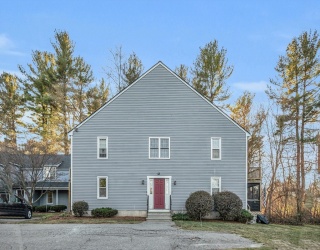 65 Lantern Lane, Dracut, Massachusetts, 2 Bedrooms Bedrooms, 4 Rooms Rooms,1 BathroomBathrooms,Residential Lease,For Rent,Lantern Lane,73511424