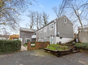 23 Harry Kemp Way, Provincetown, Massachusetts, 1 Bedroom Bedrooms, 2 Rooms Rooms,1 BathroomBathrooms,Residential,For Sale,Harry Kemp Way,73511275 23 Harry Kemp Way, Provincetown, Massachusetts, 1 Bedroom Bedrooms, 2 Rooms Rooms,1 BathroomBathrooms,Residential,For Sale,Harry Kemp Way,73511275