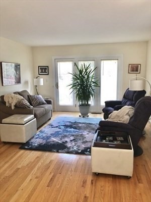 104 Coolidge Hill Rd, Watertown, Massachusetts, 2 Bedrooms Bedrooms, 6 Rooms Rooms,2 BathroomsBathrooms,Residential Lease,For Rent,Coolidge Hill Rd,73511442