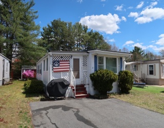 2900 Cranberry Hwy, Wareham, Massachusetts, 2 Bedrooms Bedrooms, 4 Rooms Rooms,1 BathroomBathrooms,Residential,For Sale,Cranberry Hwy,73511465
