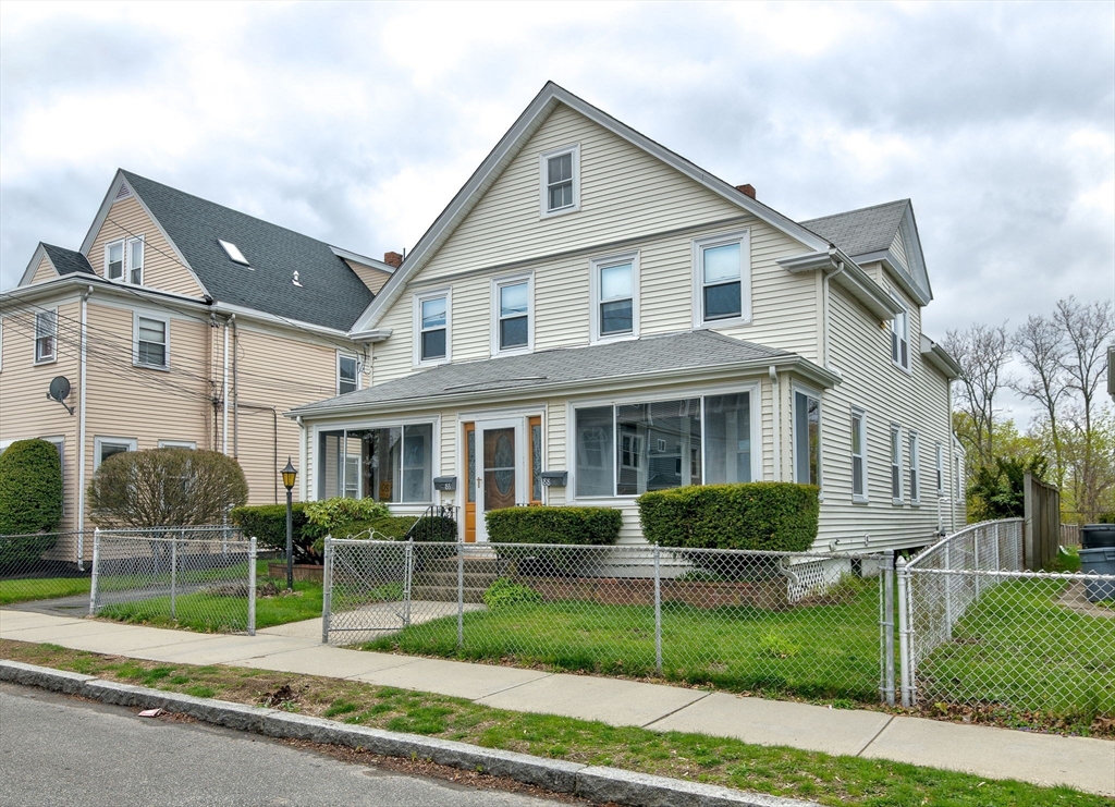 86 Glover Ave, Quincy, Massachusetts, 3 Bedrooms Bedrooms, 6 Rooms Rooms,1 BathroomBathrooms,Residential Lease,For Rent,Glover Ave,73511410