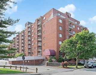 30 Revere Beach Pkwy, Medford, Massachusetts, 3 Bedrooms Bedrooms, 7 Rooms Rooms,2 BathroomsBathrooms,Residential Lease,For Rent,Revere Beach Pkwy,73511542