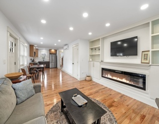 6R Neptune Place, Gloucester, Massachusetts, 3 Bedrooms Bedrooms, 5 Rooms Rooms,2.5 BathroomsBathrooms,Residential,For Sale,Neptune Place,73511605