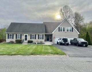 42 Mechanic St, Palmer, Massachusetts, 4 Bedrooms Bedrooms, 8 Rooms Rooms,2 BathroomsBathrooms,Residential,For Sale,Mechanic St,73511625